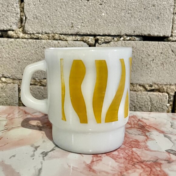Fire King Wild Stripe Mug - Picture 1 of 6
